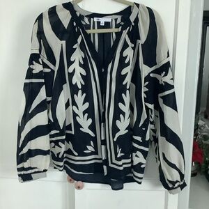 DR2 Black and Cream Geometric Blouse